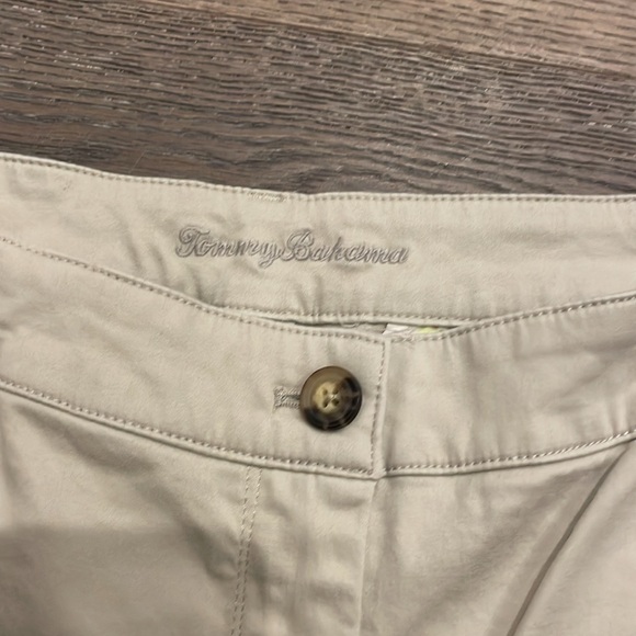 Tommy Bahama Shorts - Picture 2 of 5